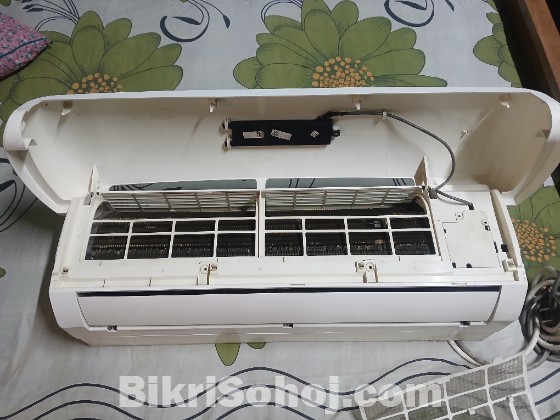 Chigo AC 1Ton